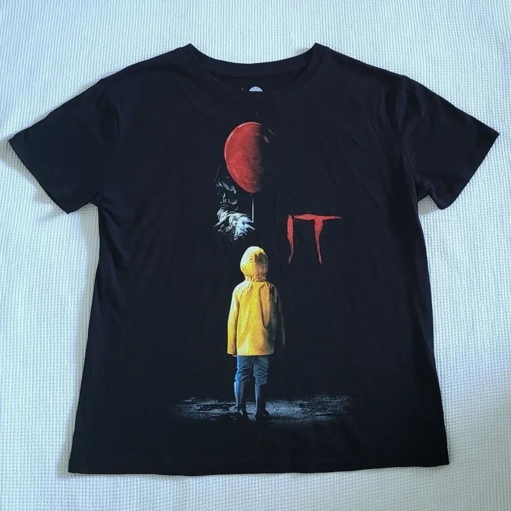 Stephen King's IT🕷 Graphic Tee👕 - NWOT